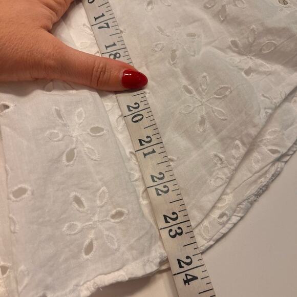 Anthropologie Eyelet Cropped Blouse, size XSP - Picture 8 of 8
